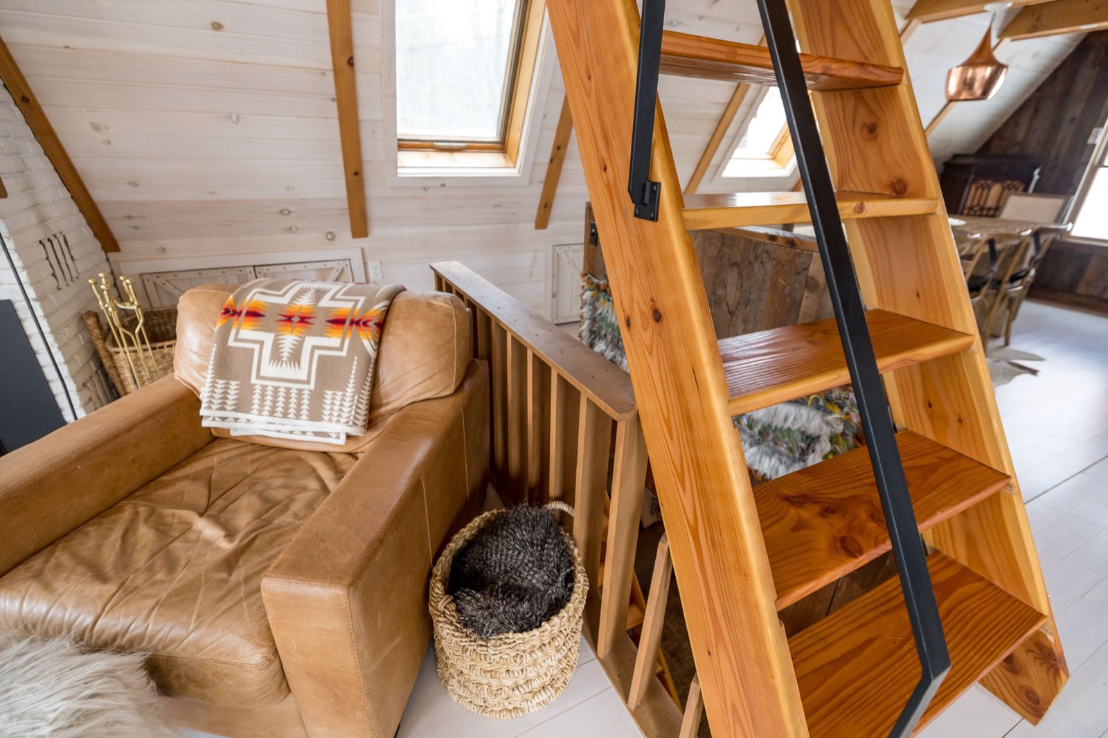 Bunk bed ladder and guardrail detail, the two most important safety features to inspect